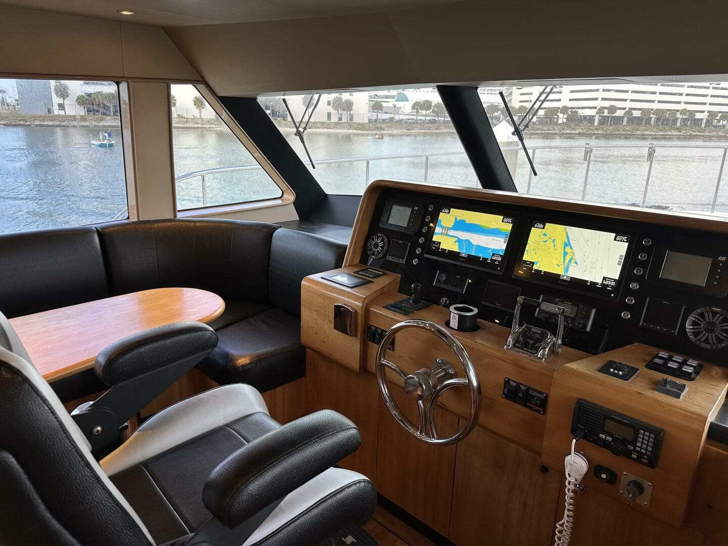 2004 Cheoy Lee — photo 51