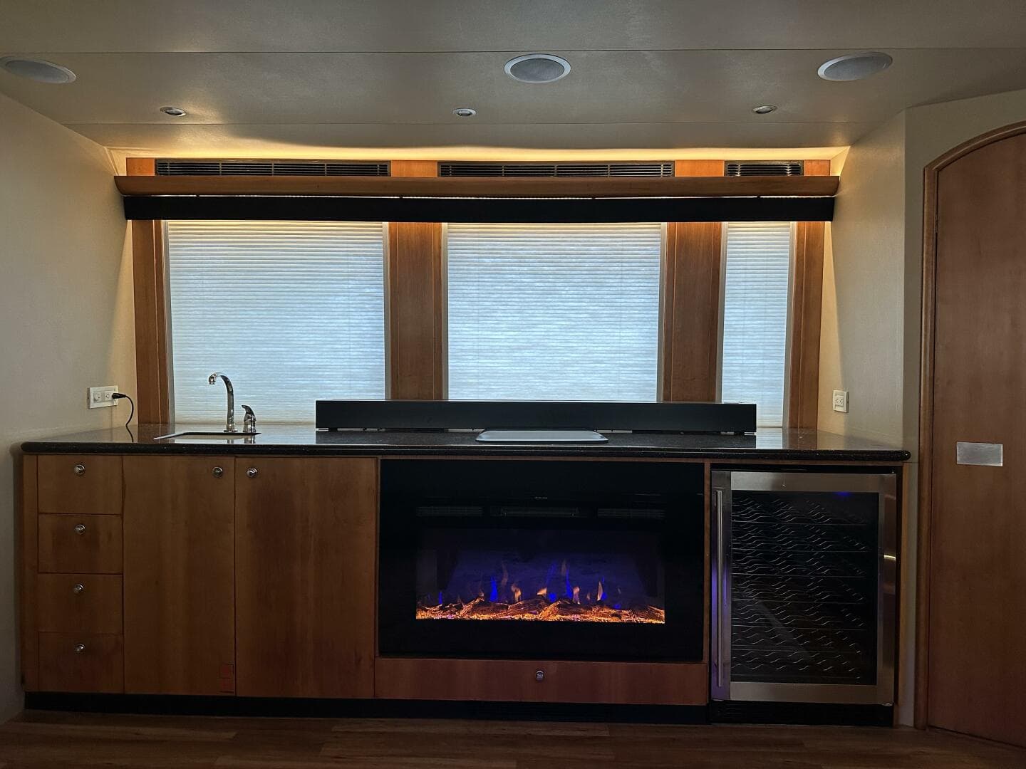 2004 Cheoy Lee — photo 85