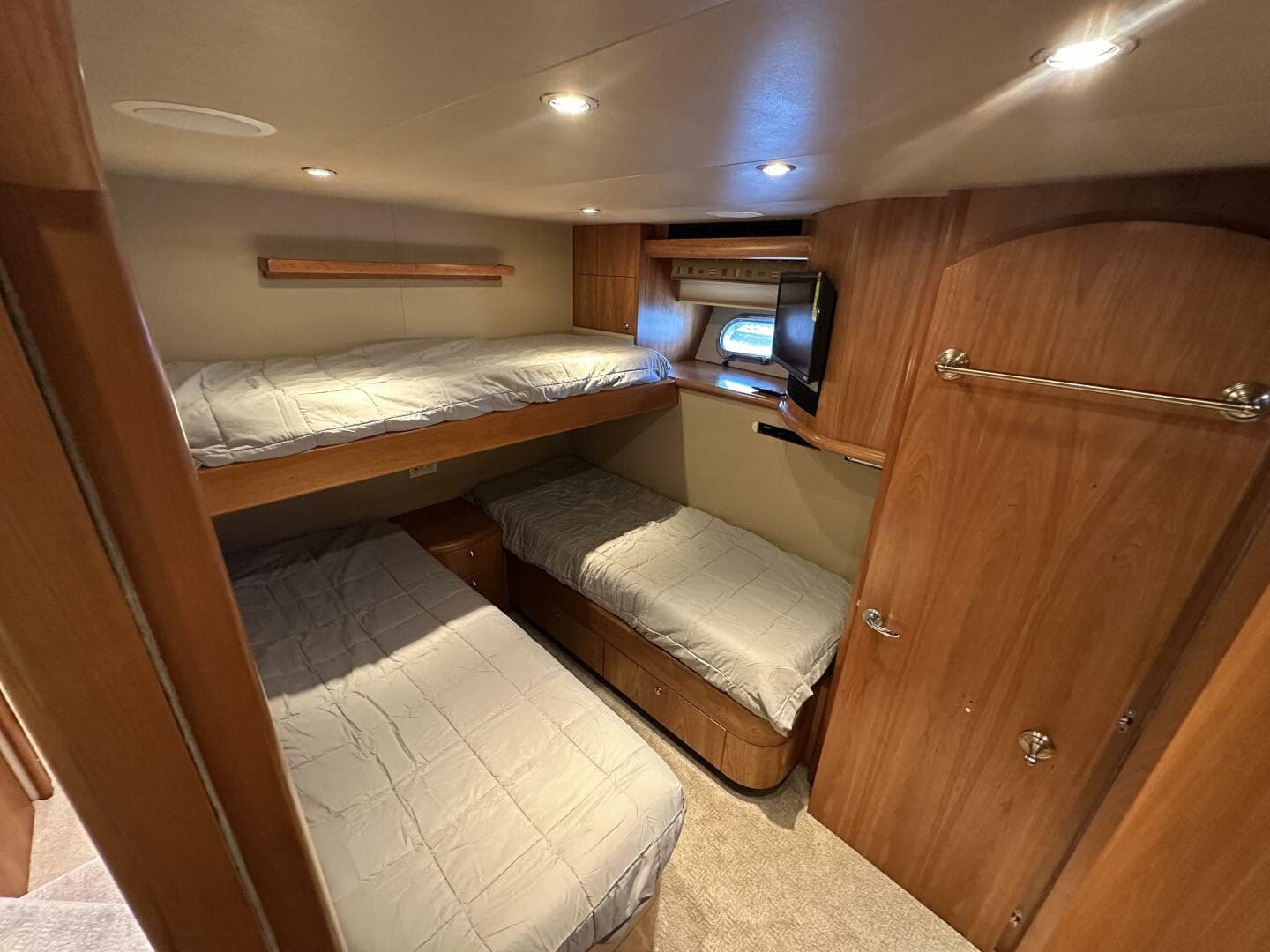 2004 Cheoy Lee — photo 73