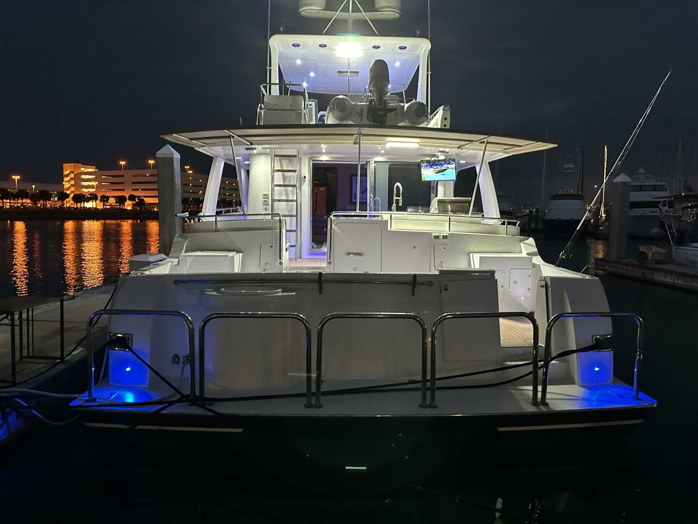 2004 Cheoy Lee — photo 17