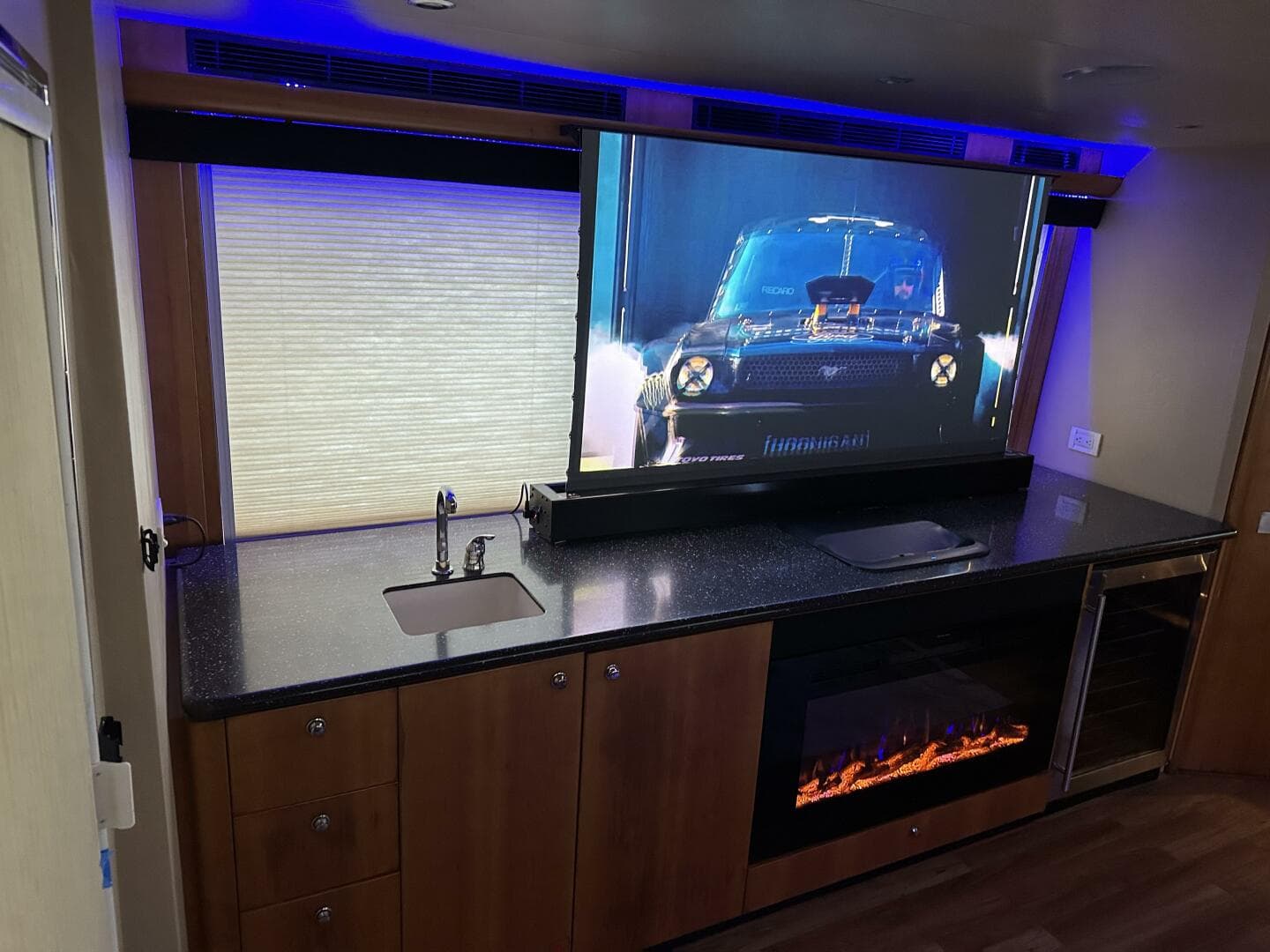 2004 Cheoy Lee — photo 88