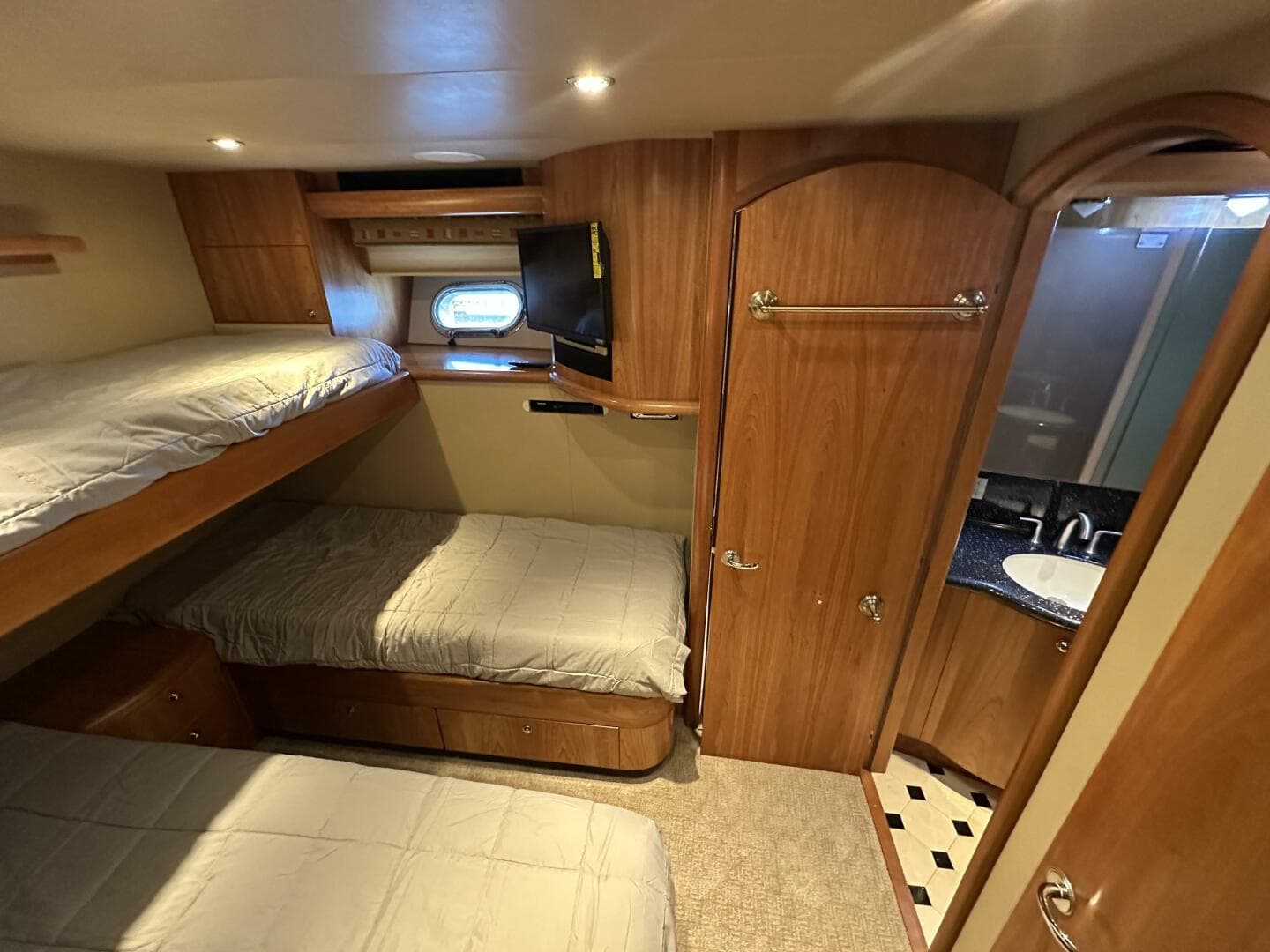 2004 Cheoy Lee — photo 74