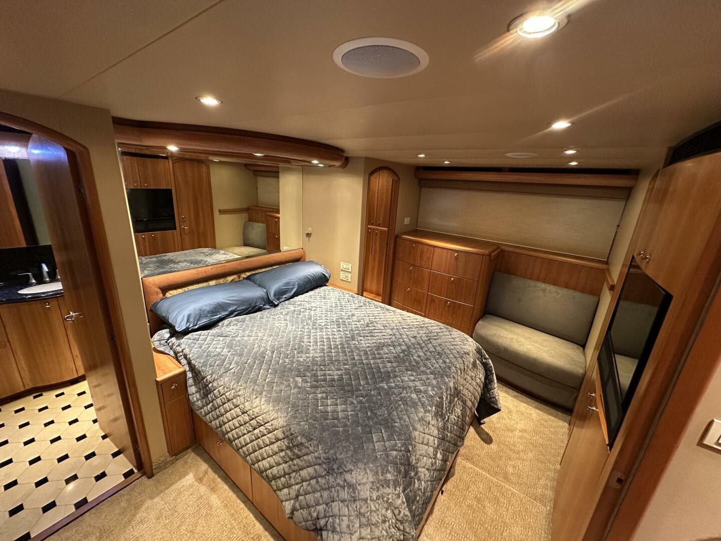 2004 Cheoy Lee — photo 59