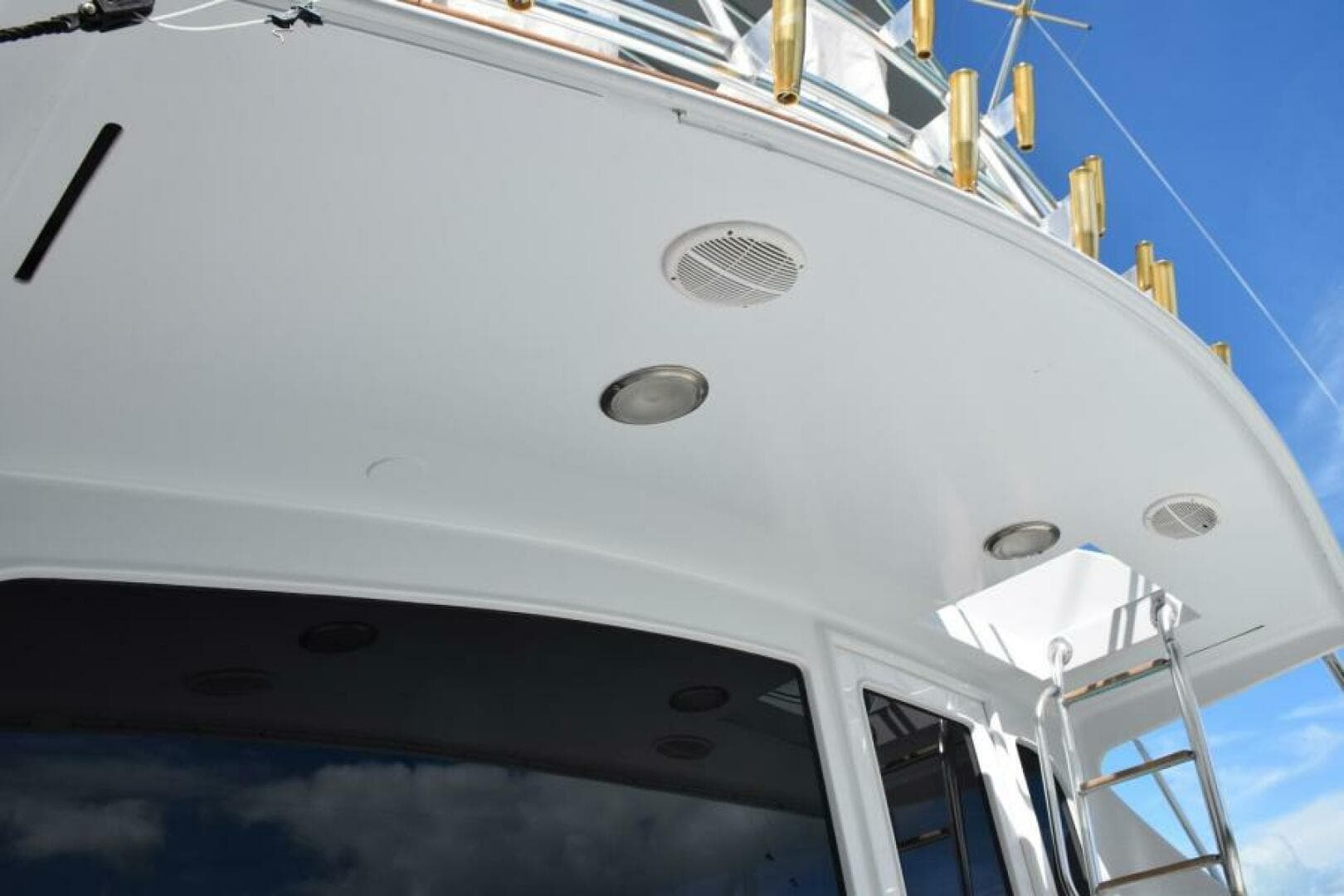 1990 Sunny Briggs Flybridge Sportfish — photo 31