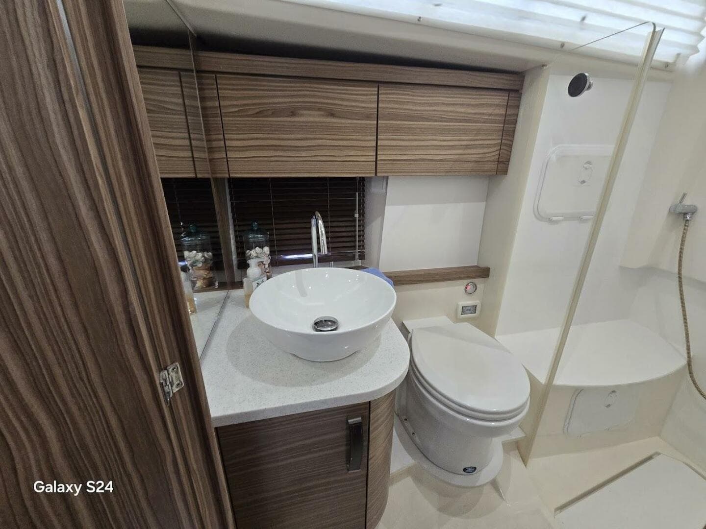 2019 Greenline 40 Hybrid — photo 10