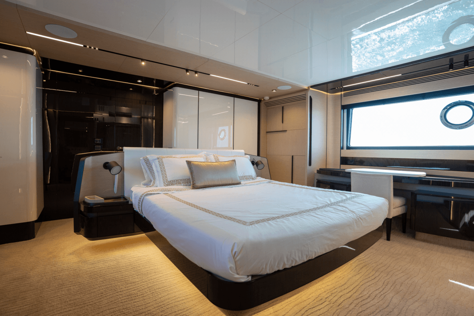 2022 Azimut S10 — photo 17