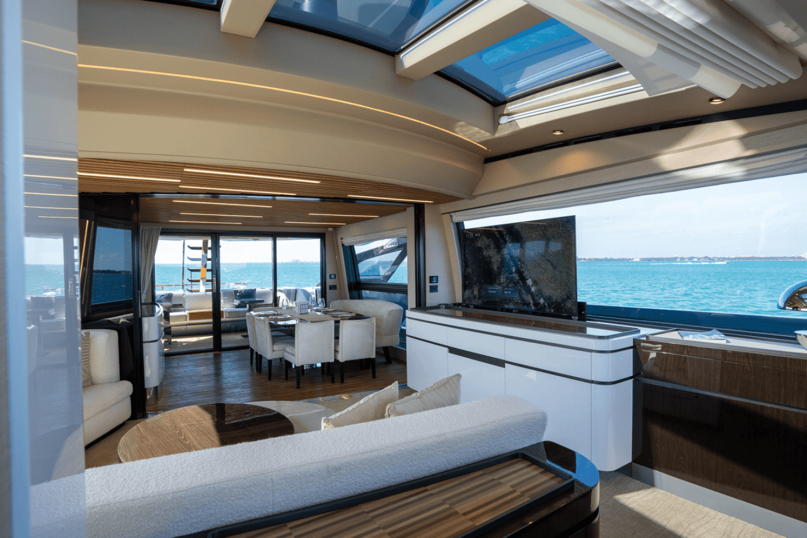 2022 Azimut S10 — photo 28