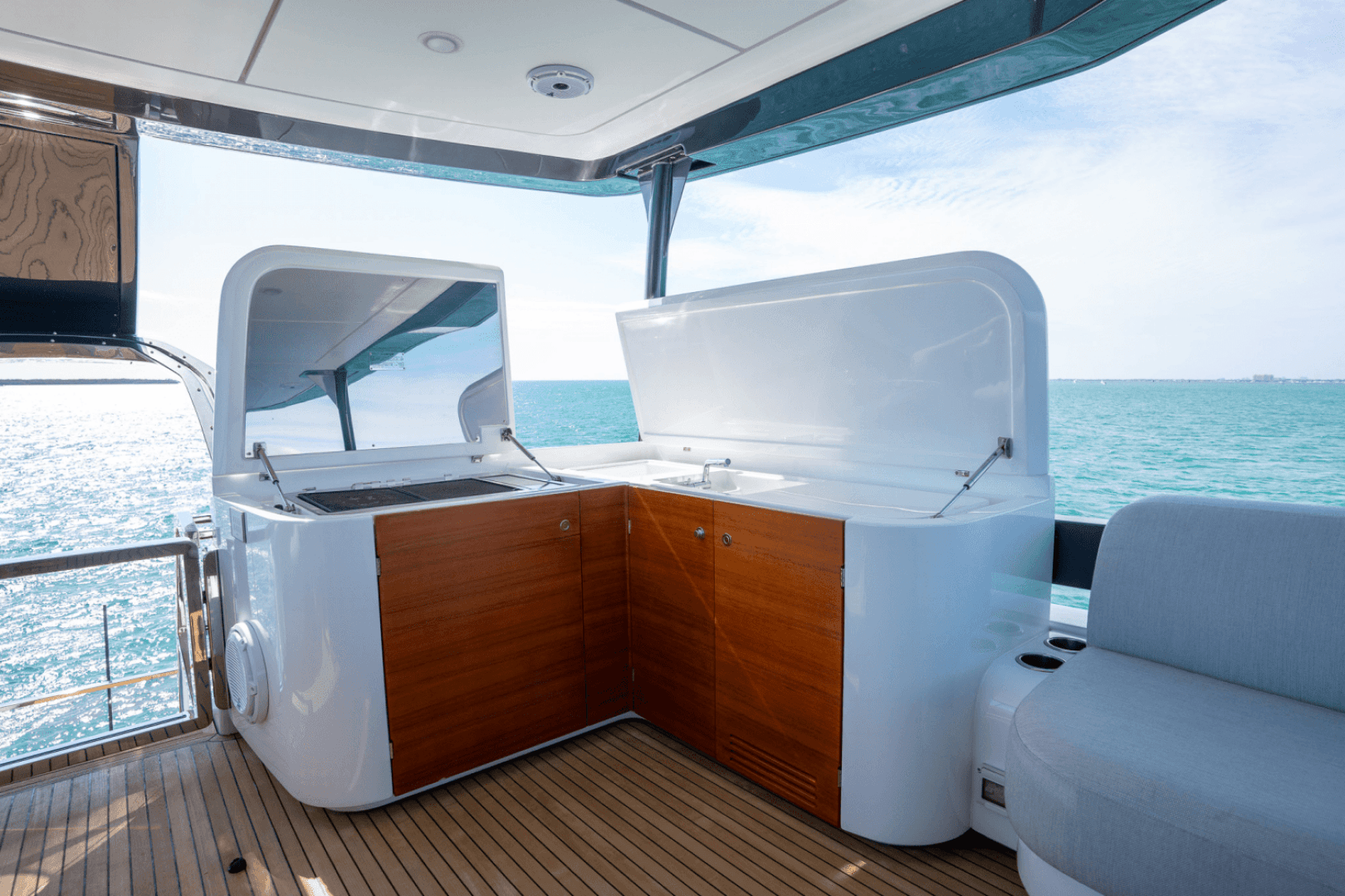 2022 Azimut S10 — photo 53