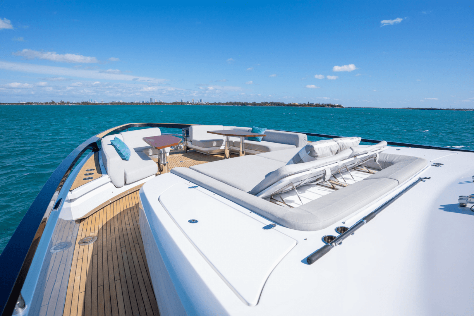 2022 Azimut S10 — photo 41