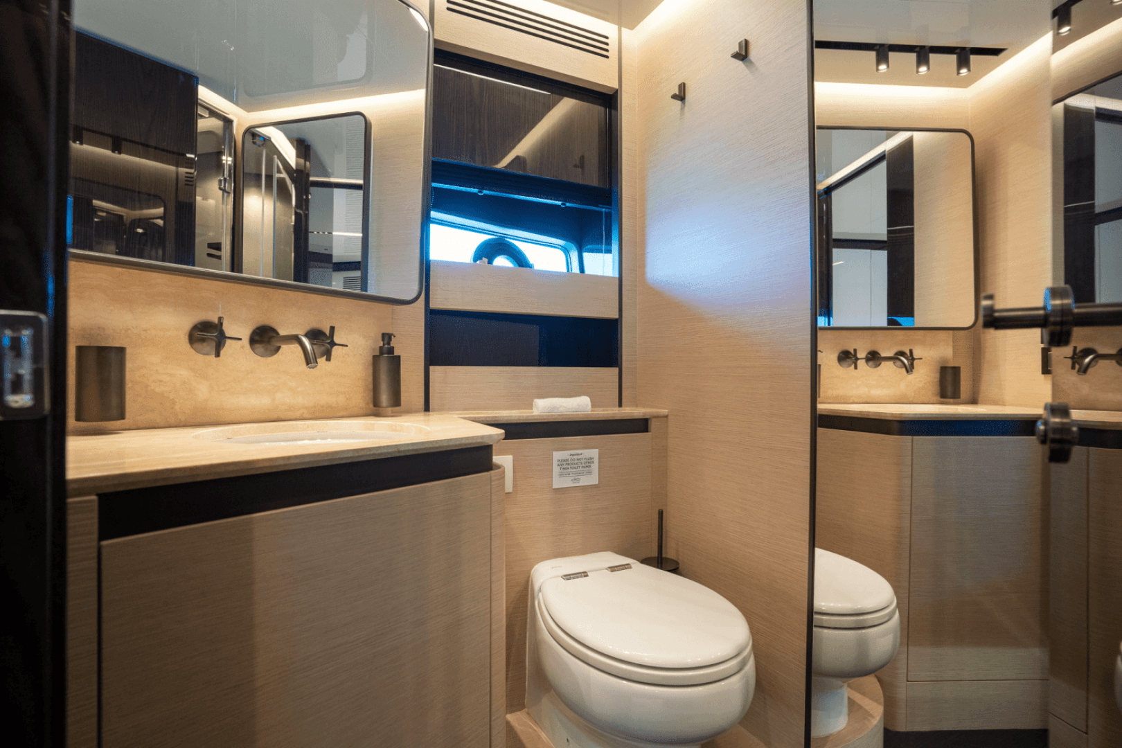 2022 Azimut S10 — photo 26