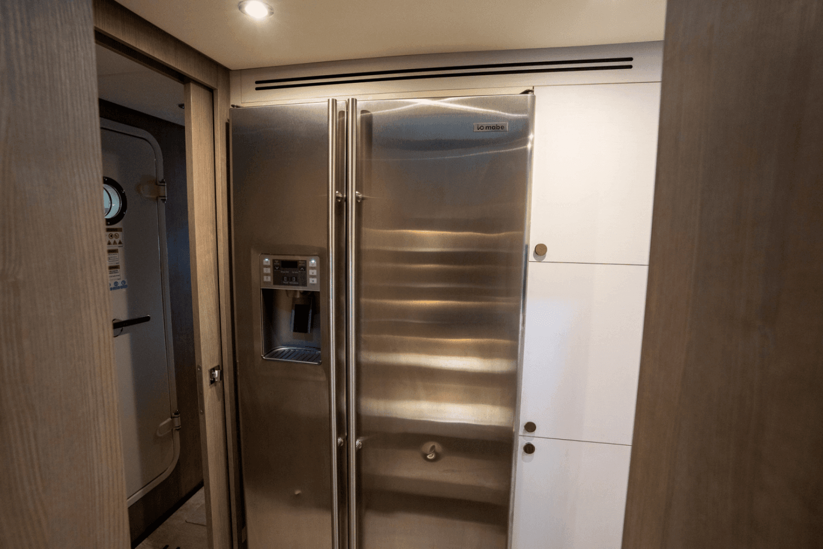 2022 Azimut S10 — photo 64