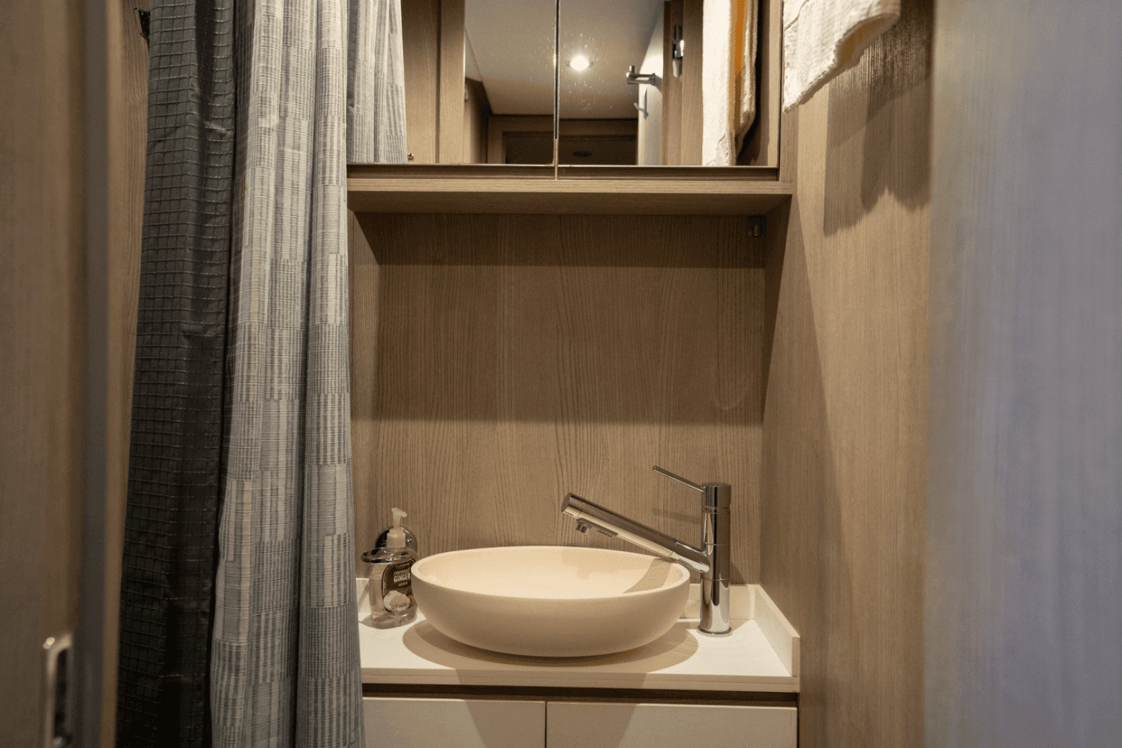 2022 Azimut S10 — photo 66