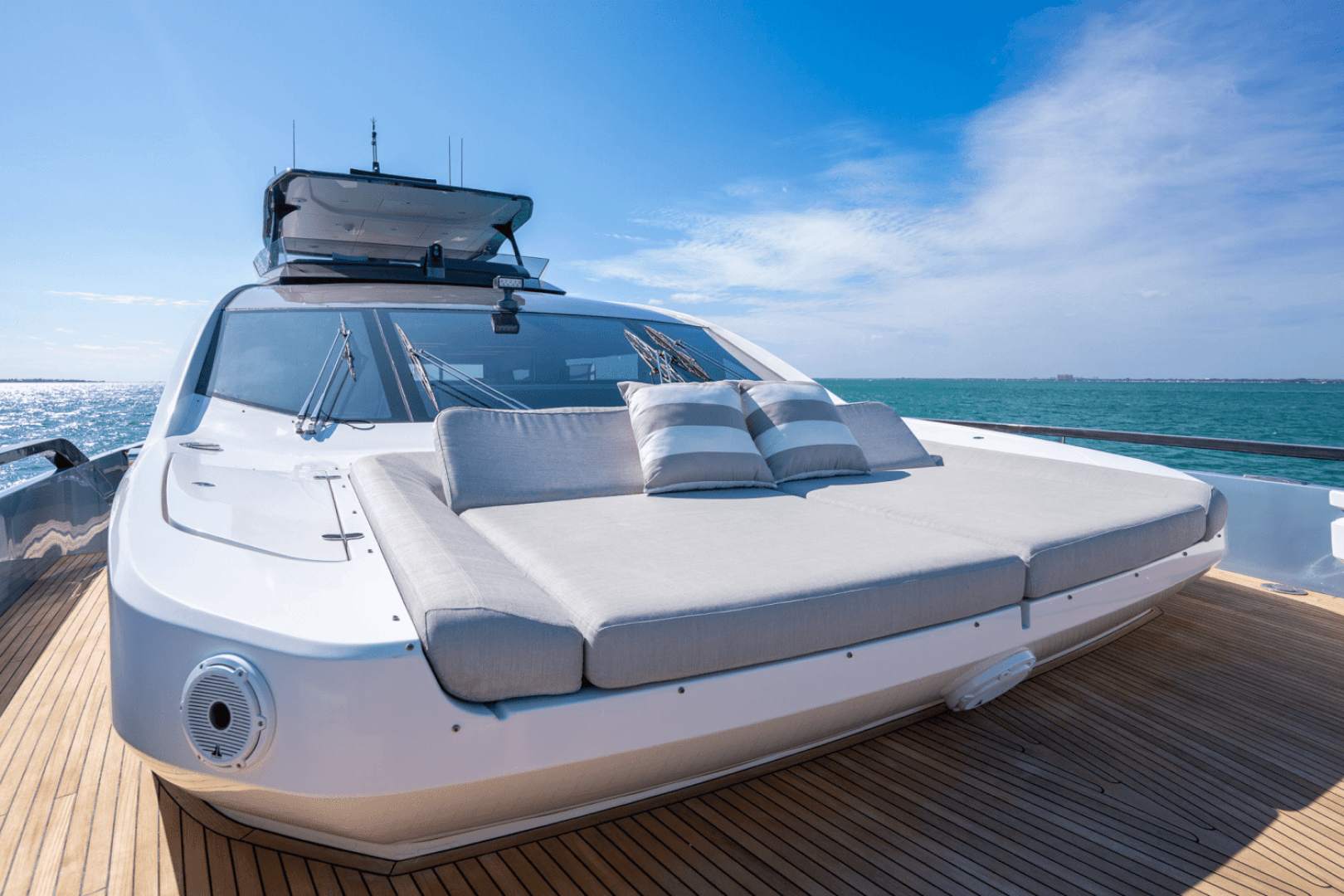 2022 Azimut S10 — photo 44