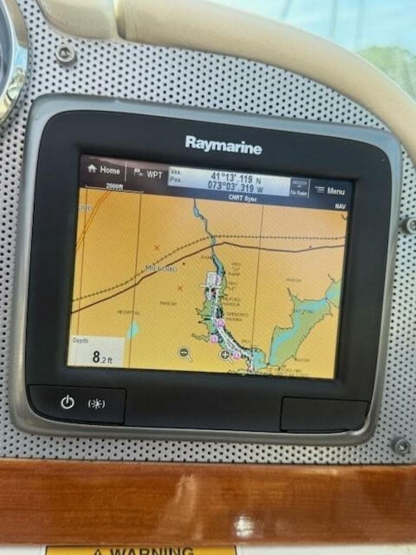 2014 Chris-Craft Launch — photo 12