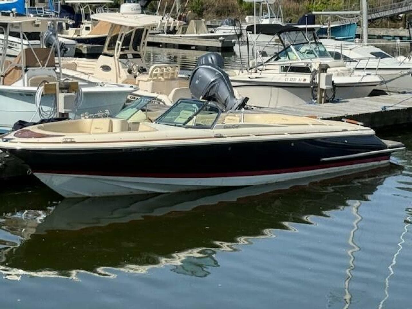 2014 Chris-Craft Launch — photo 1