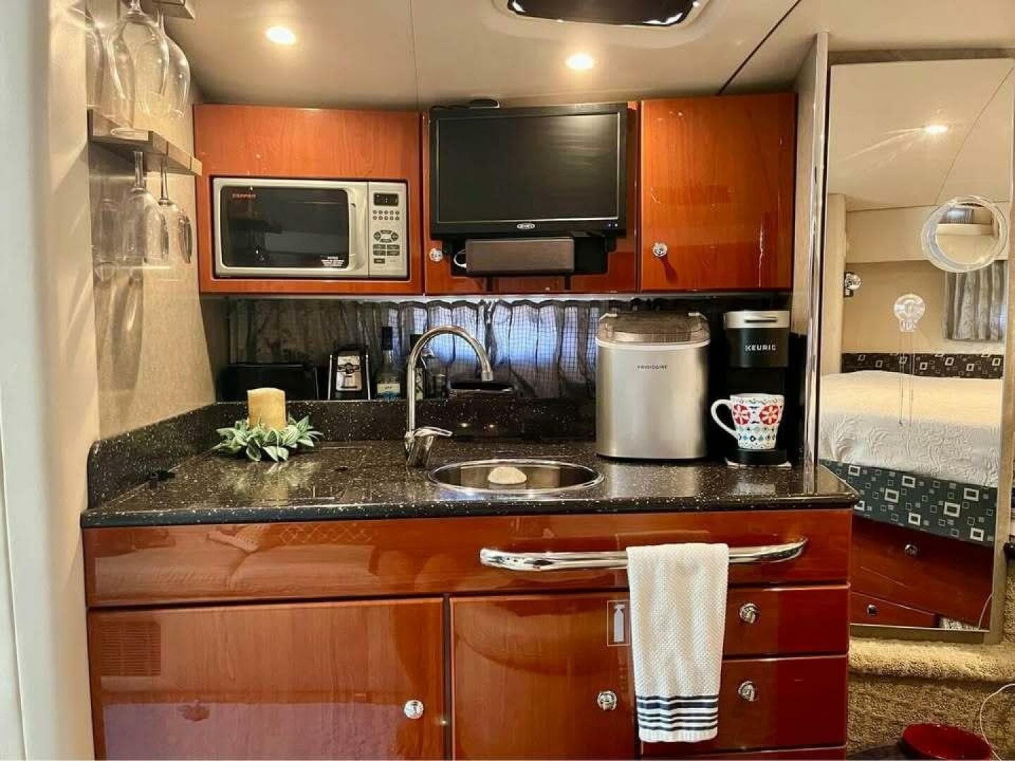 2006 Formula 31 Pc — photo 17