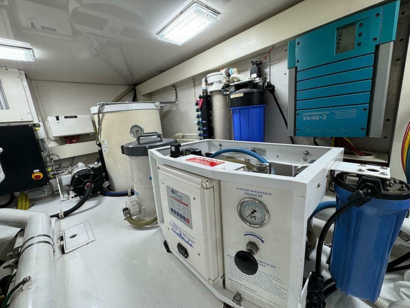 2007 Viking 52 Convertible — photo 46