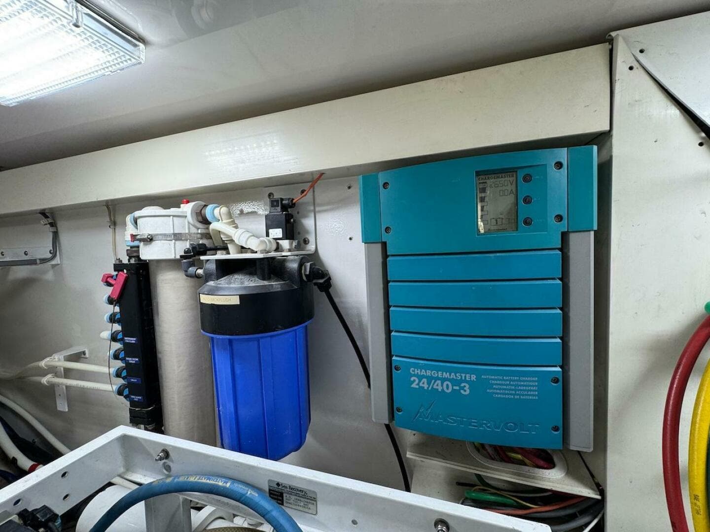 2007 Viking 52 Convertible — photo 48