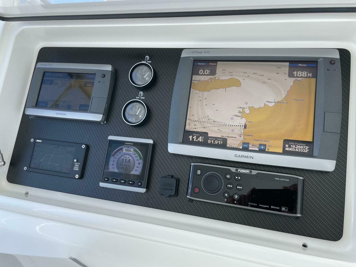 2007 Viking 52 Convertible — photo 56