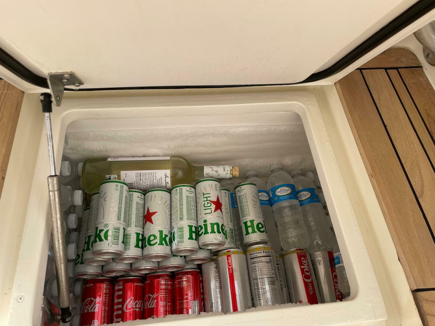 2007 Viking 52 Convertible — photo 54