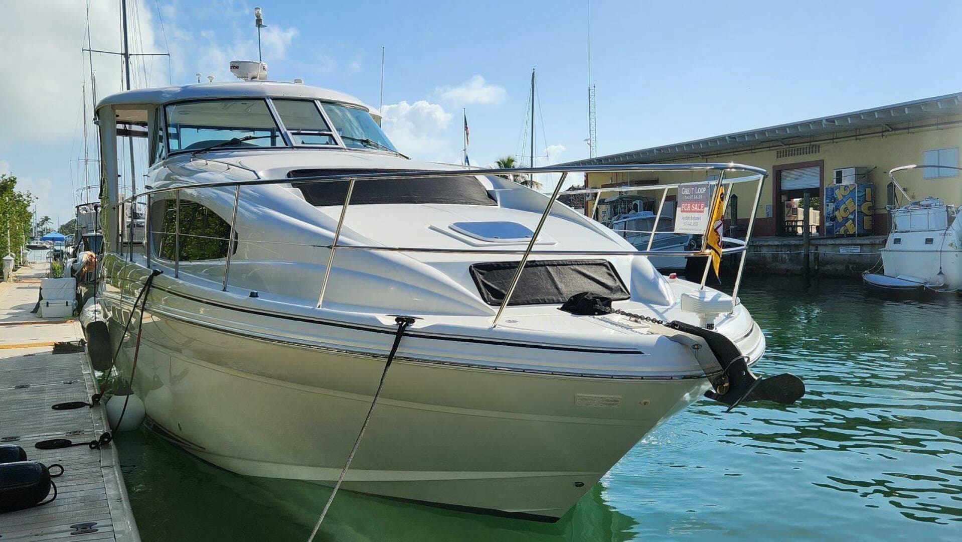 2004 Sea Ray 390 — photo 5