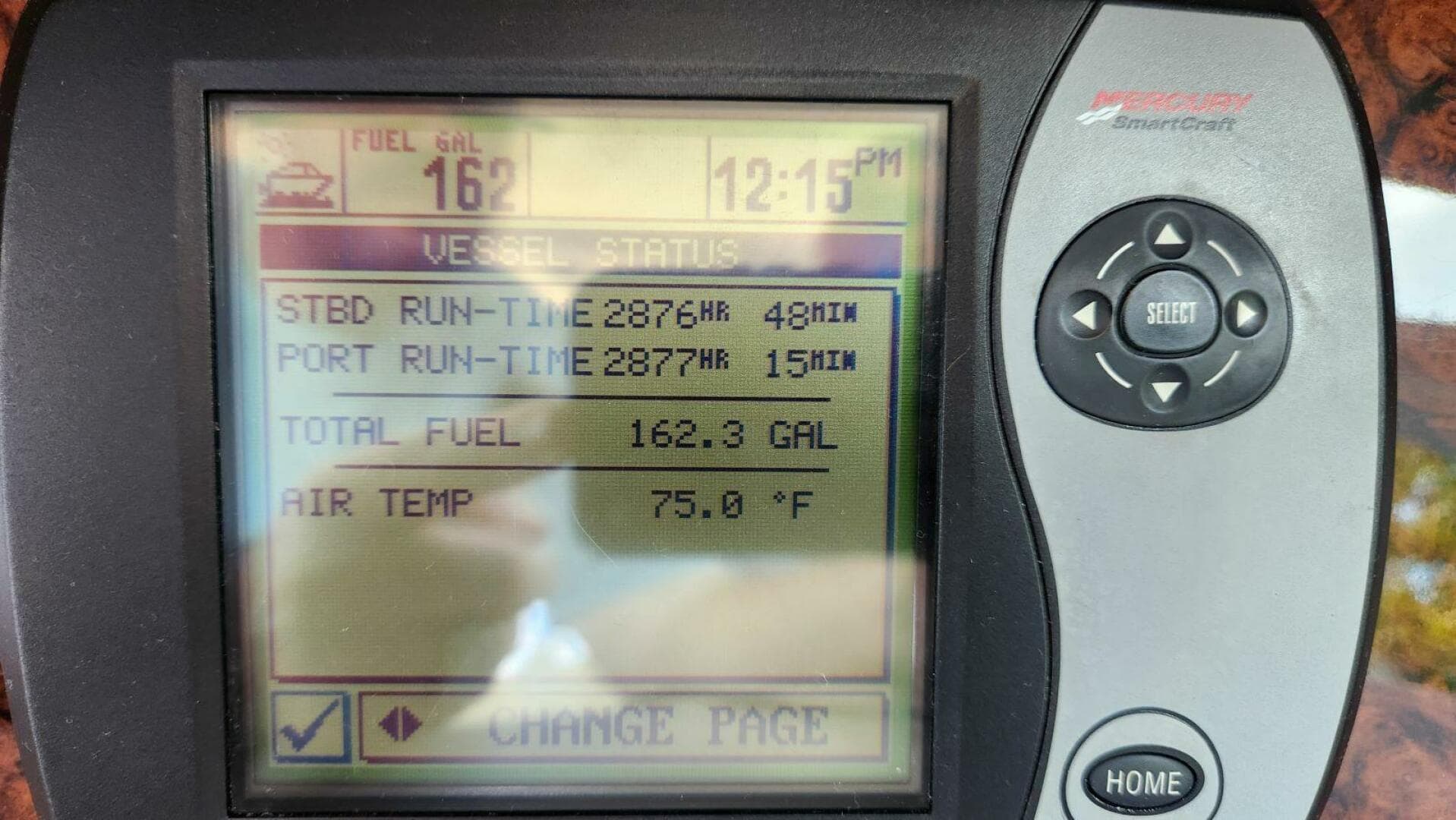 2004 Sea Ray 390 — photo 29