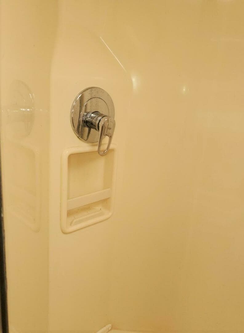 2003 Cabo Flybridge Sportfish — photo 4