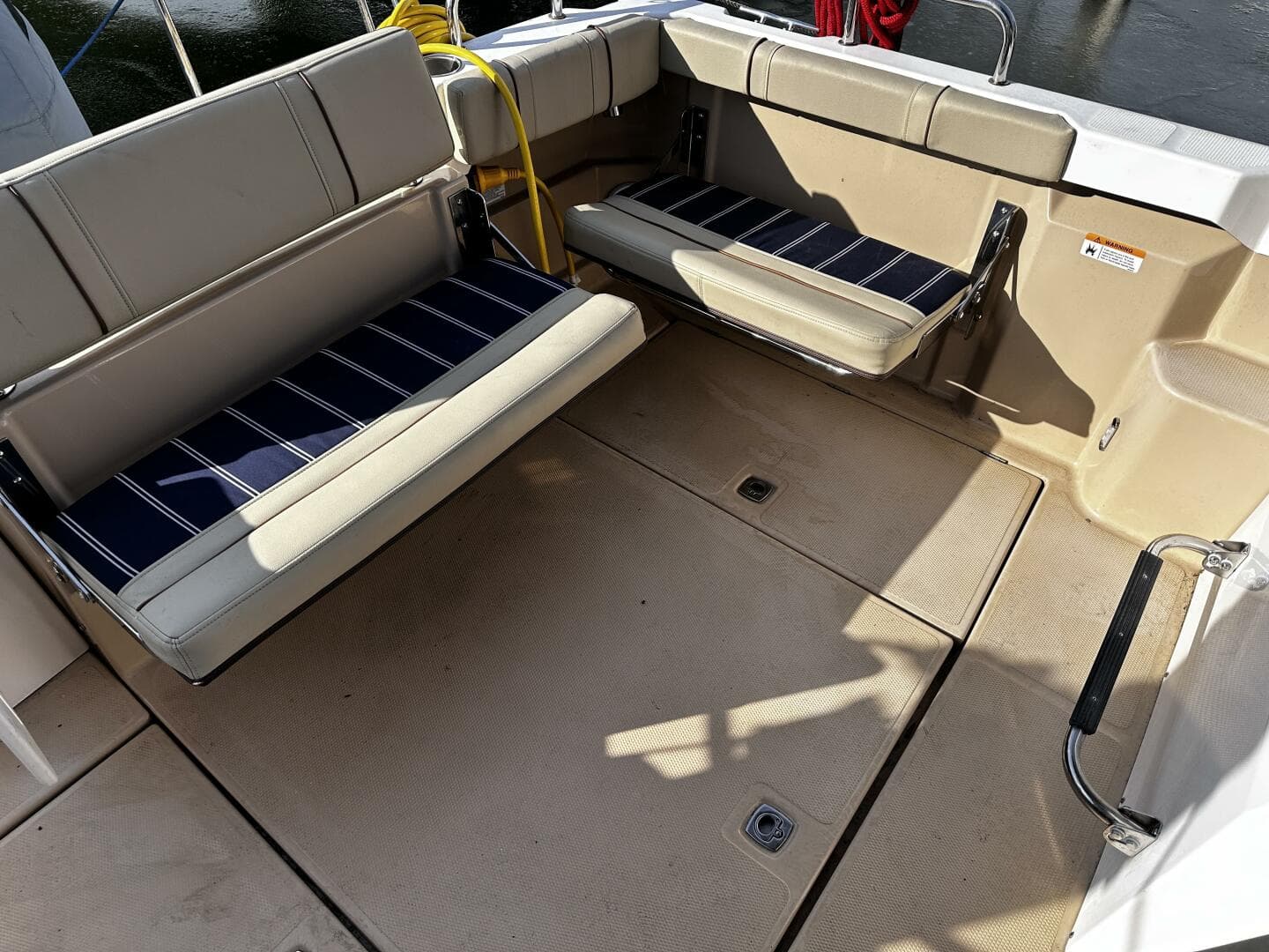 2019 Ranger Tugs R-23 — photo 9