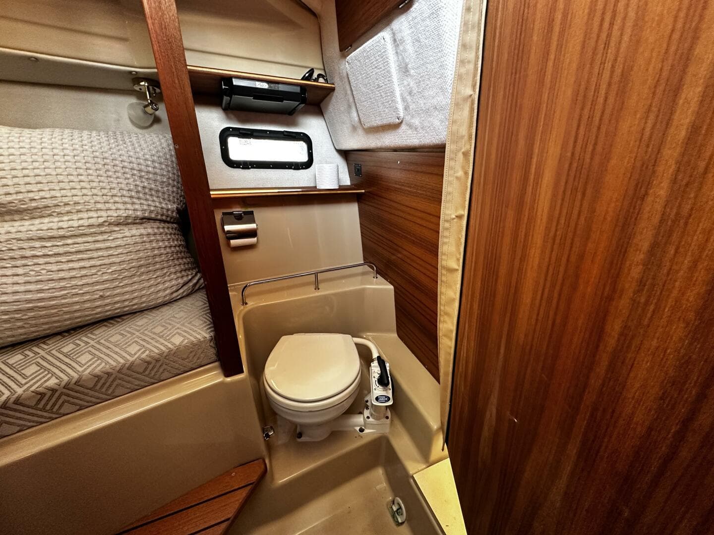 2019 Ranger Tugs R-23 — photo 28