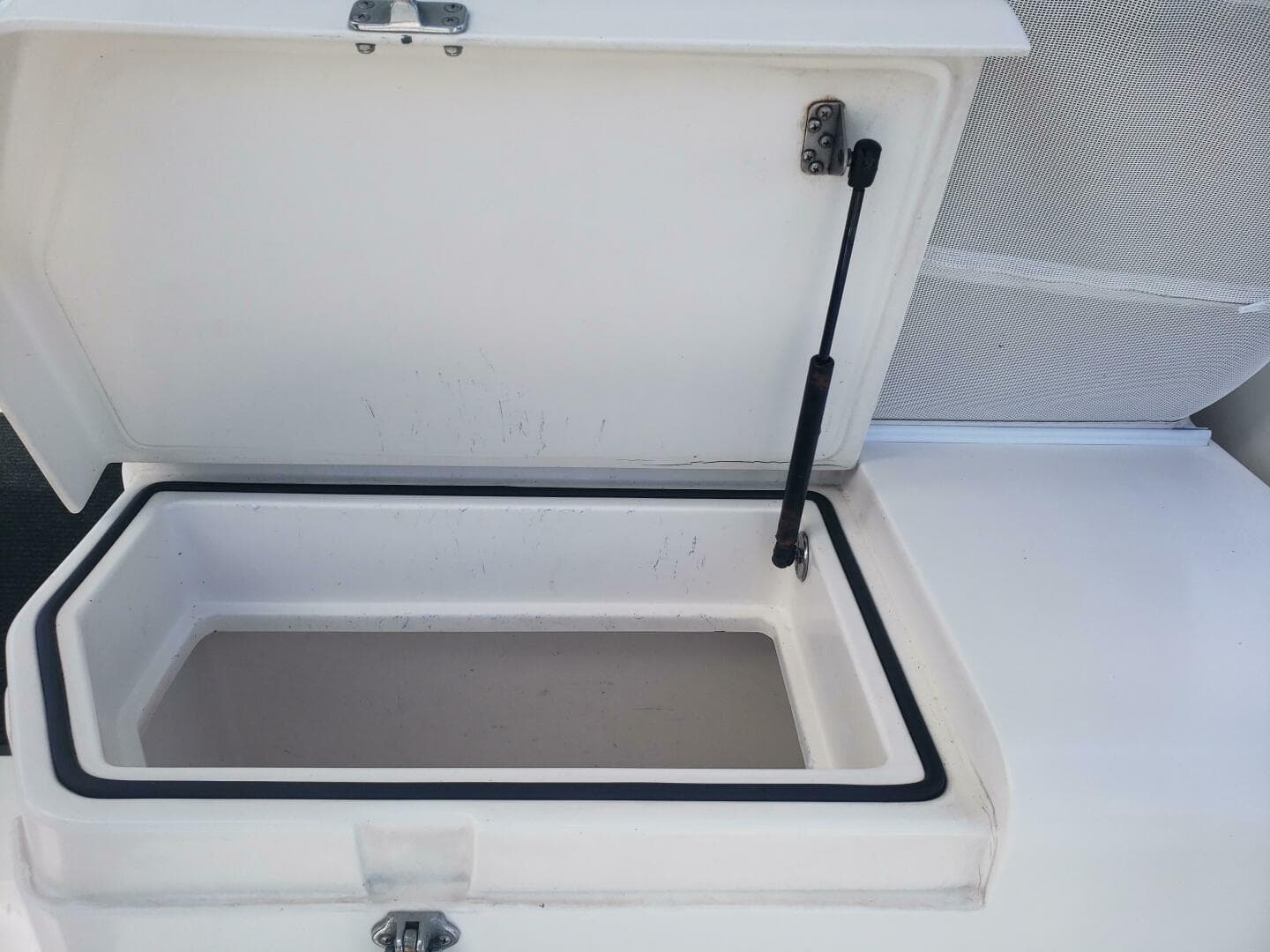 1999 Cabo Express Cruiser — photo 4