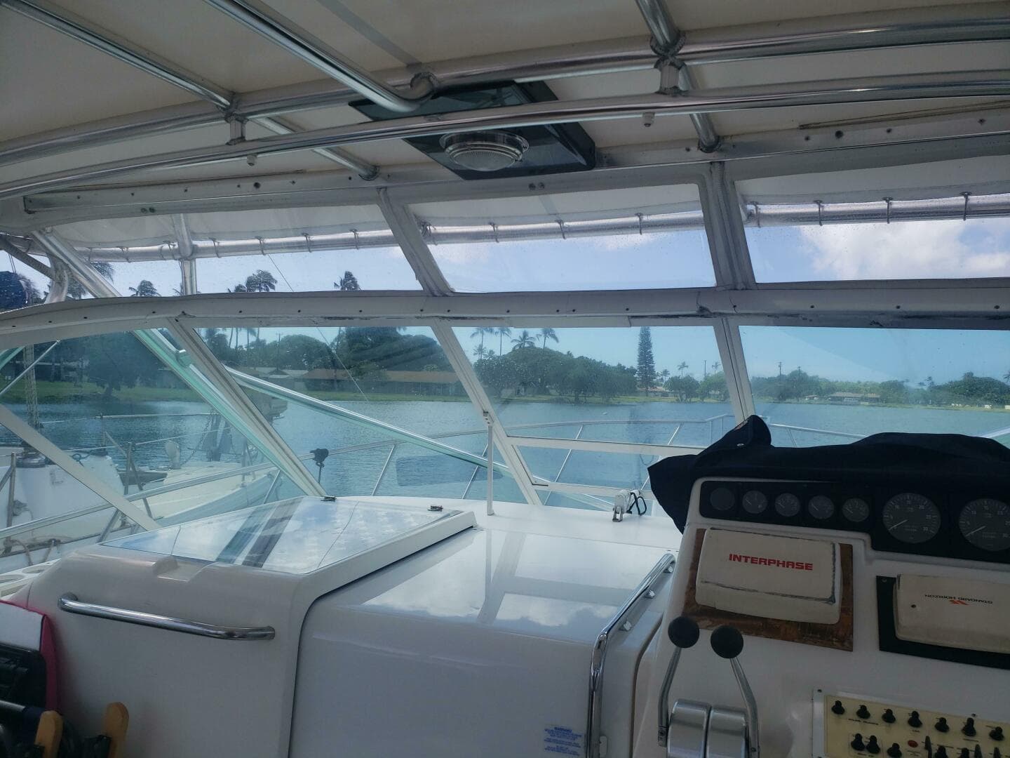 1999 Cabo Express Cruiser — photo 9