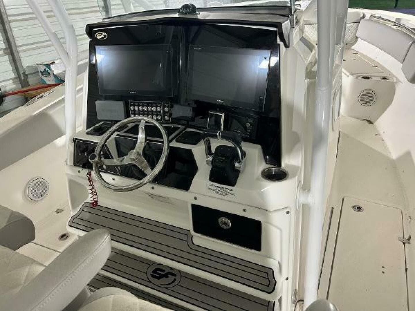 2019 Sea Fox 328 Commander — photo 12