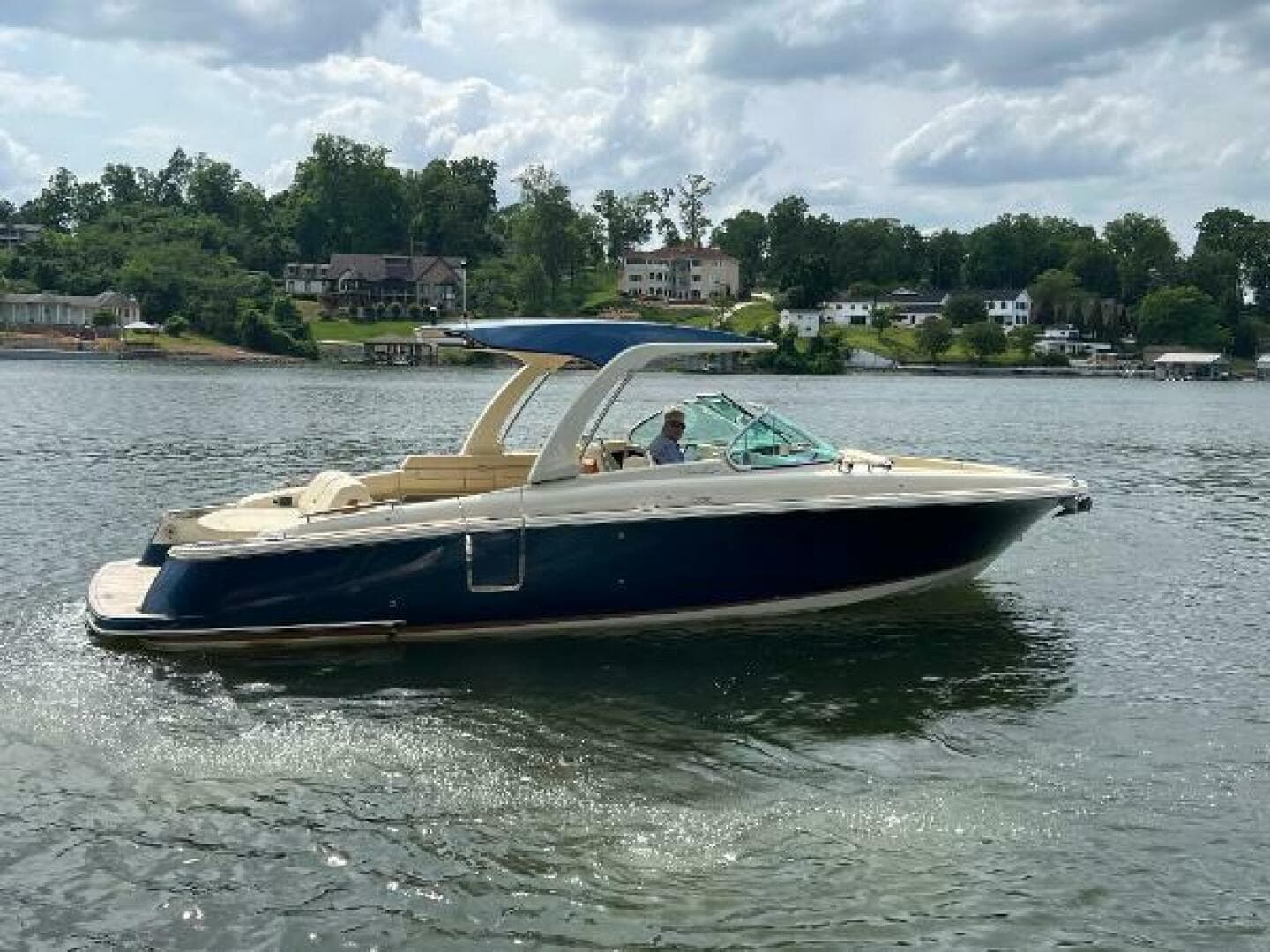 2020 Chris-Craft Launch 31 GT — photo 82