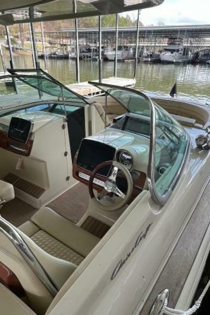 2020 Chris-Craft Launch 31 GT — photo 35