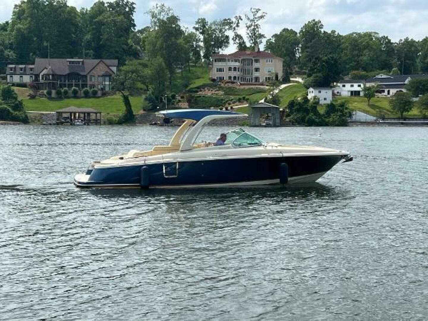 2020 Chris-Craft Launch 31 GT — photo 91