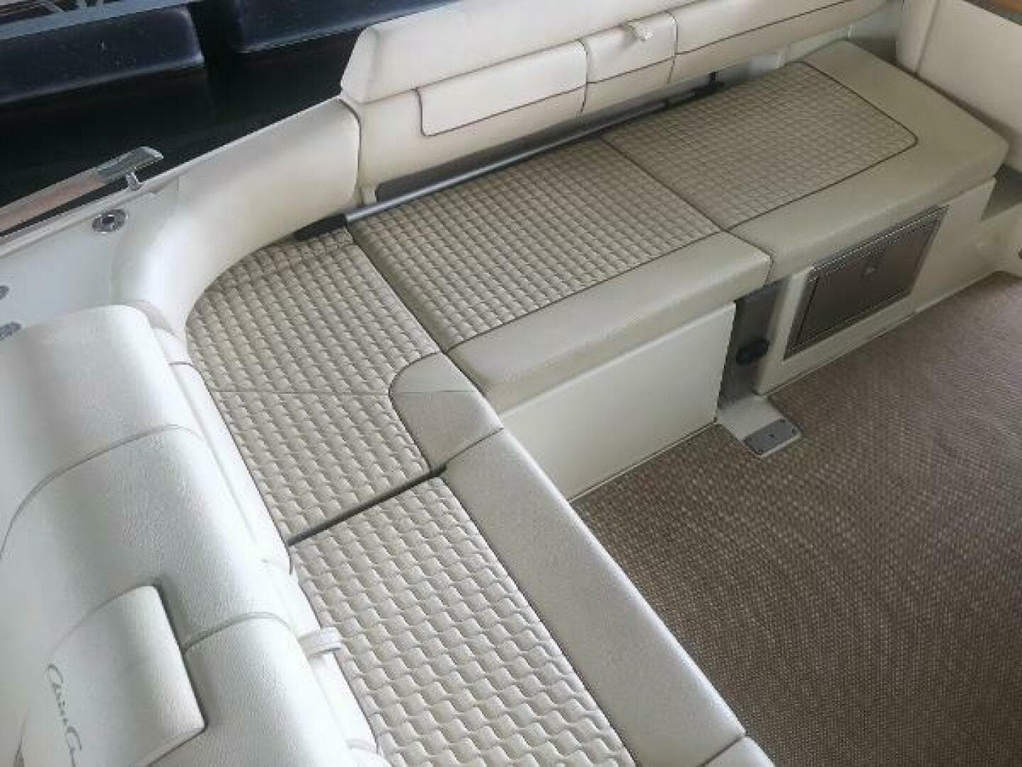 2020 Chris-Craft Launch 31 GT — photo 52