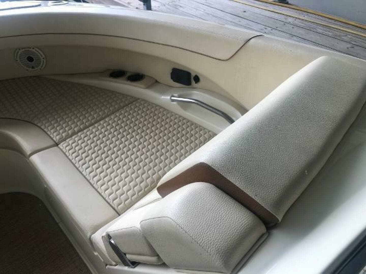 2020 Chris-Craft Launch 31 GT — photo 60