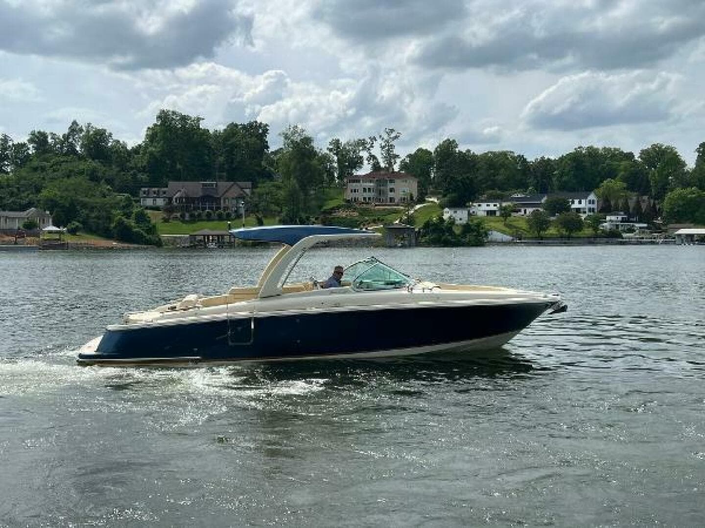 2020 Chris-Craft Launch 31 GT — photo 81
