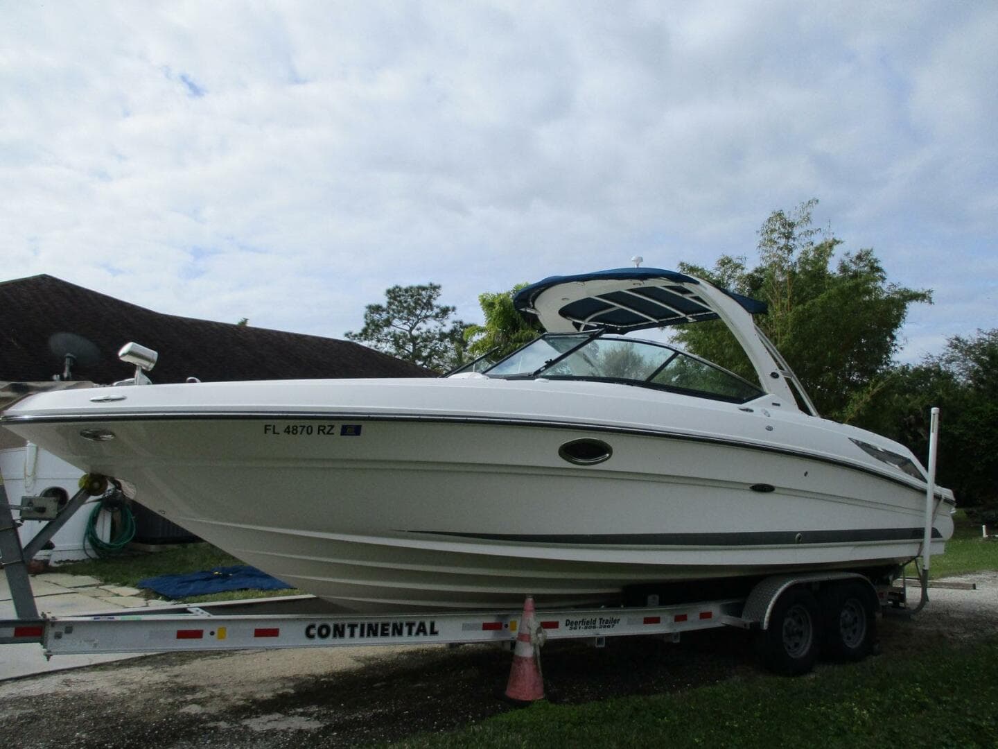 2010 Sea Ray 300 Slx — photo 3