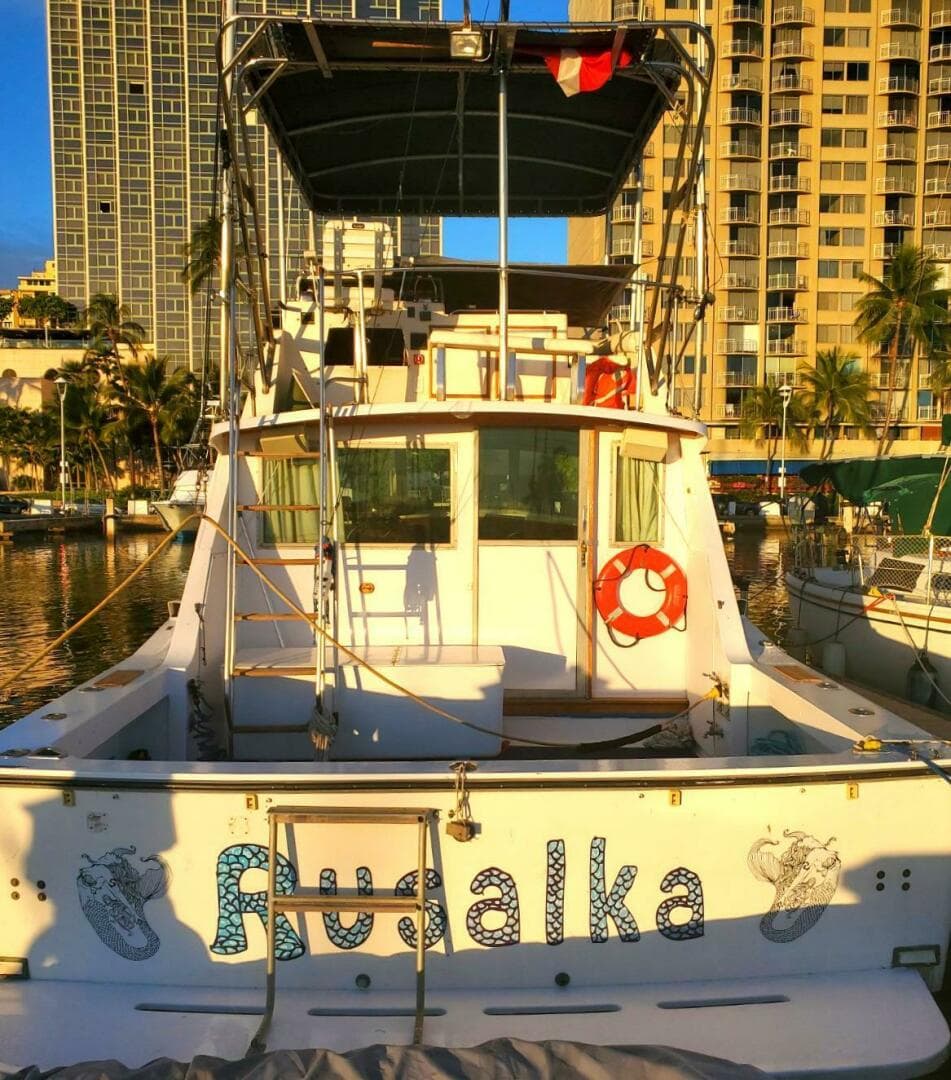 1979 Bertram 38 Convertible Sportfisher — photo 16