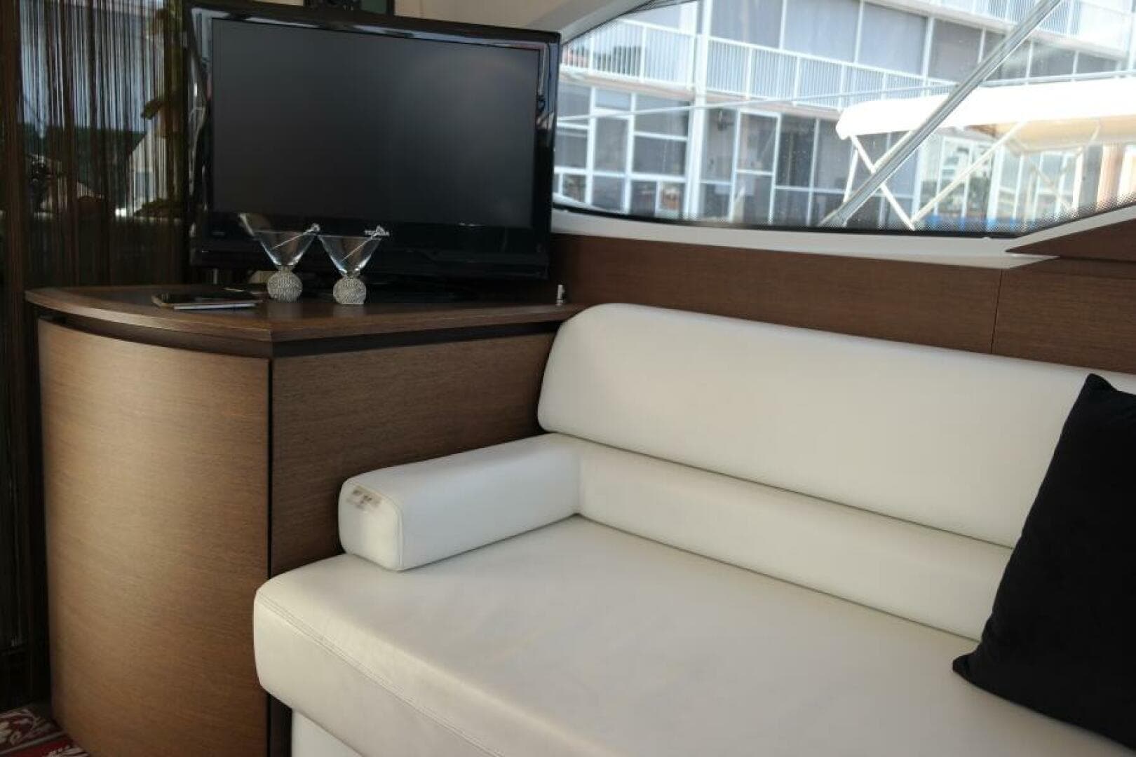 2009 Azimut 43S — photo 20