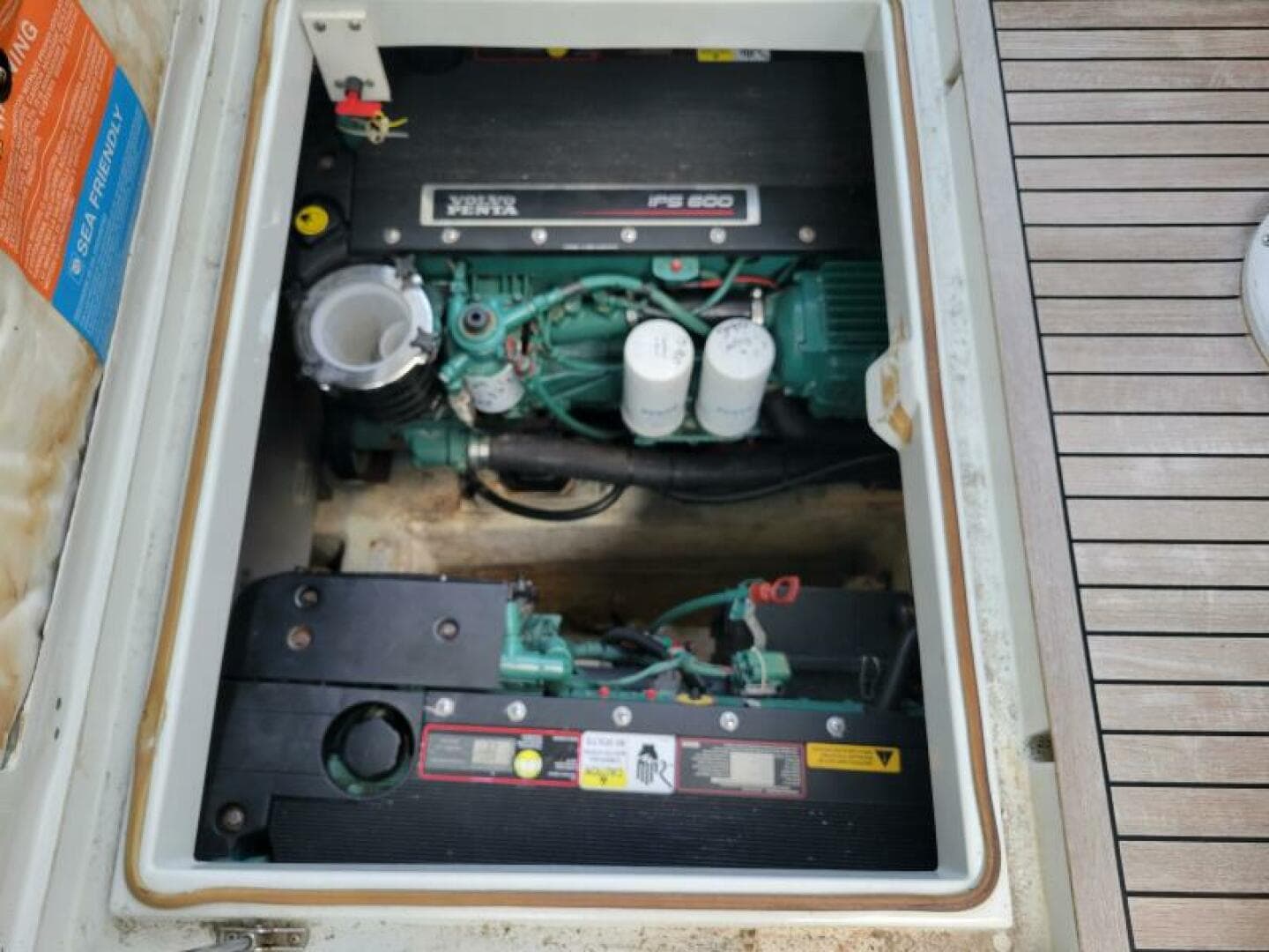 2009 Azimut 43S — photo 46