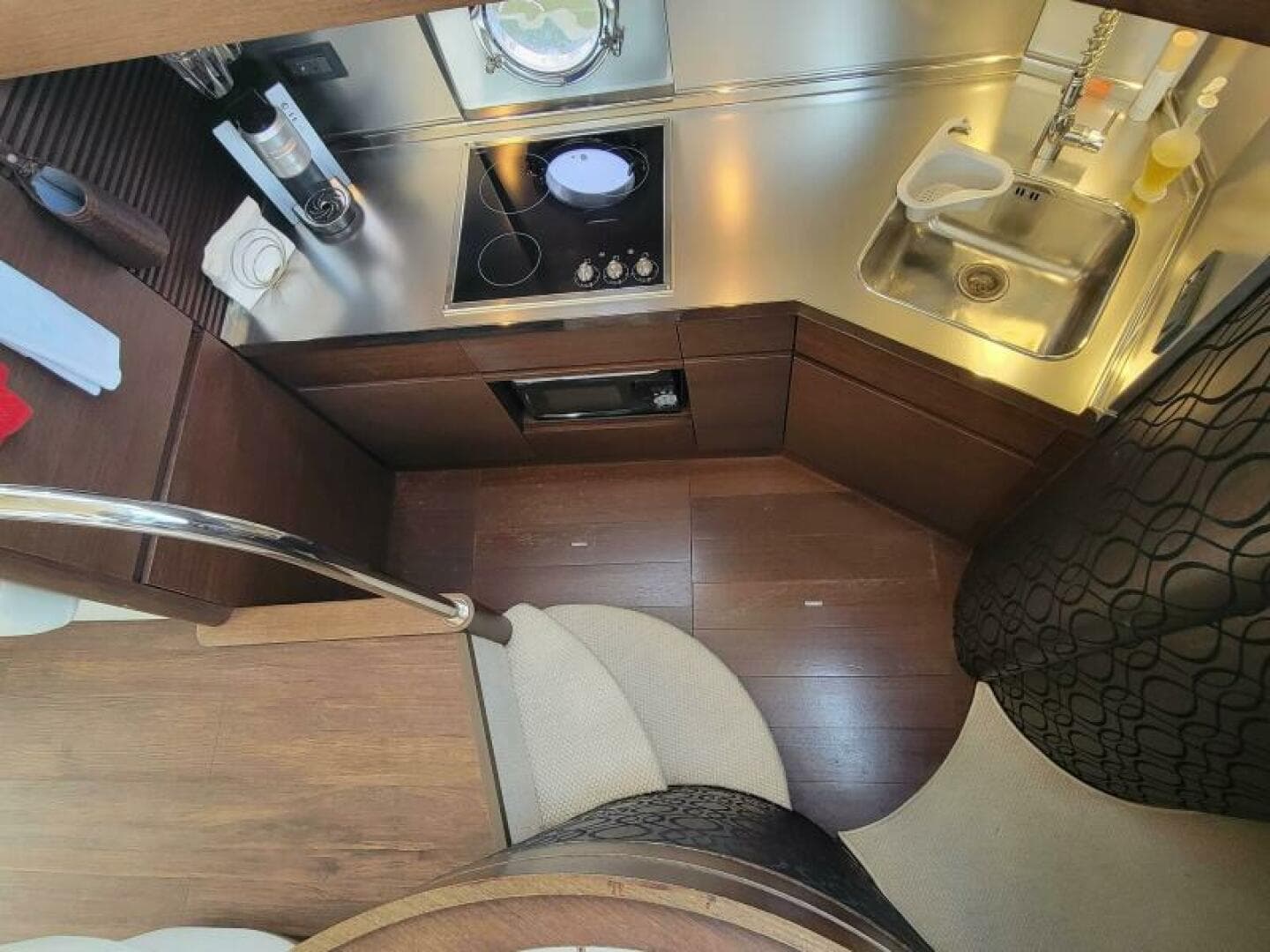 2009 Azimut 43S — photo 31