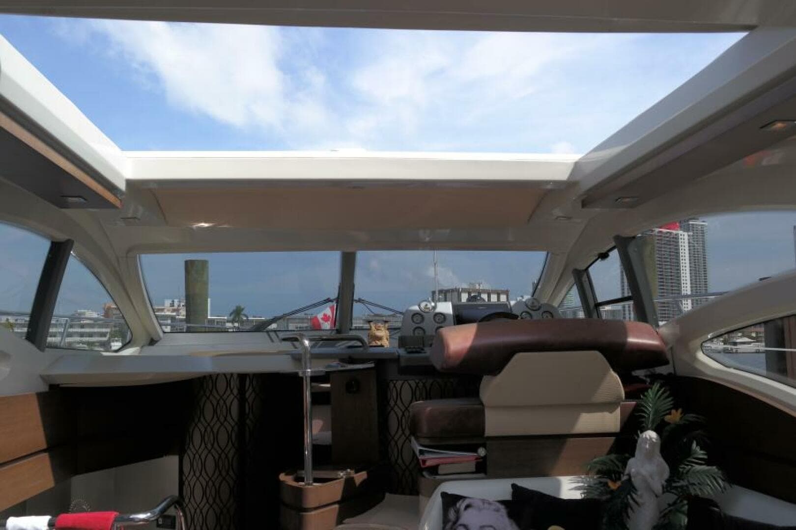 2009 Azimut 43S — photo 16