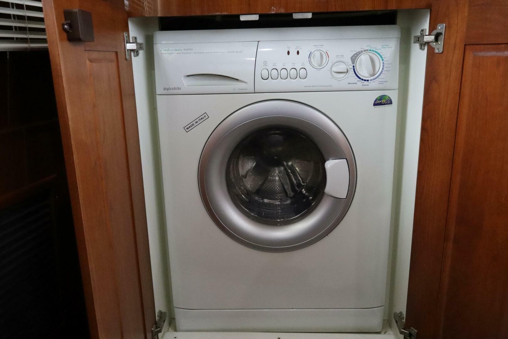 2006 Bluewater 5200 — photo 62