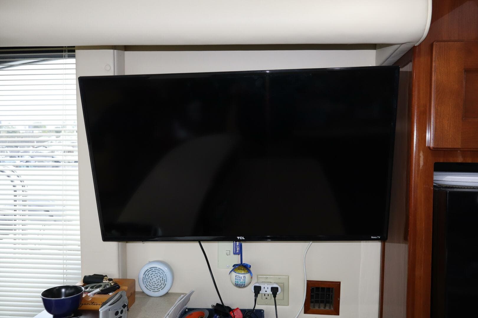 2006 Bluewater 5200 — photo 25