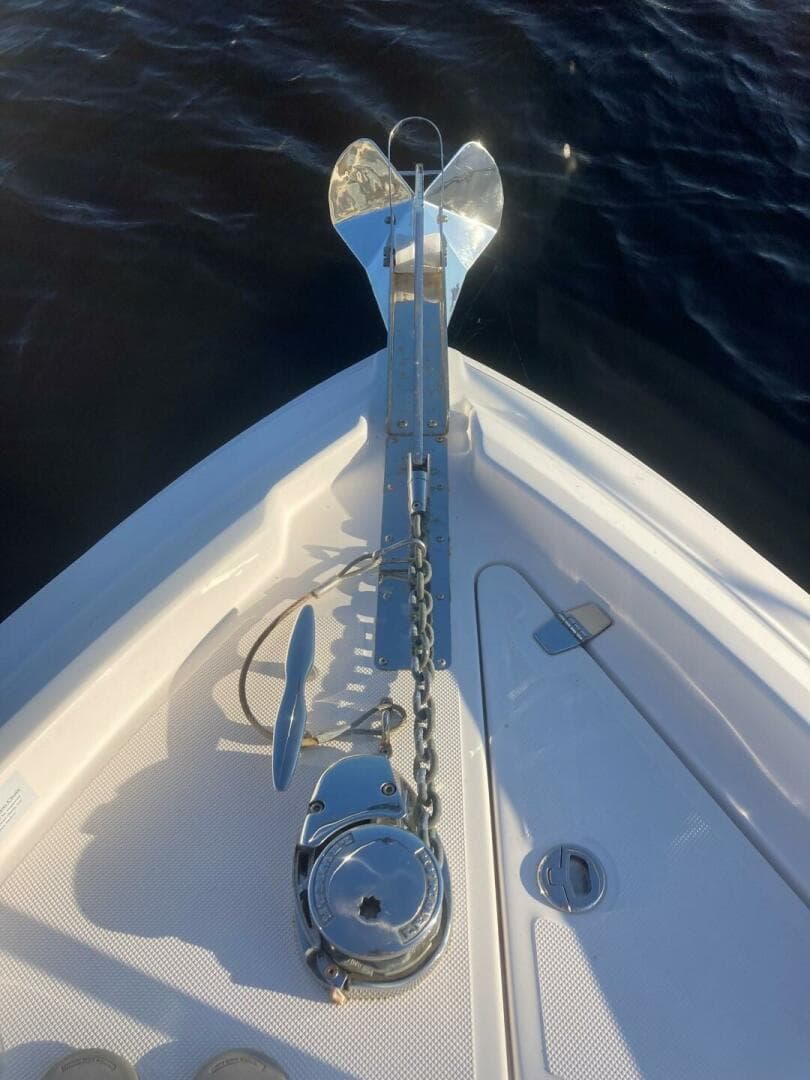 2015 Regal 28 Express — photo 21