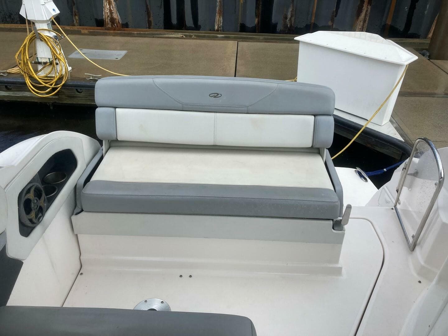 2015 Regal 28 Express — photo 10