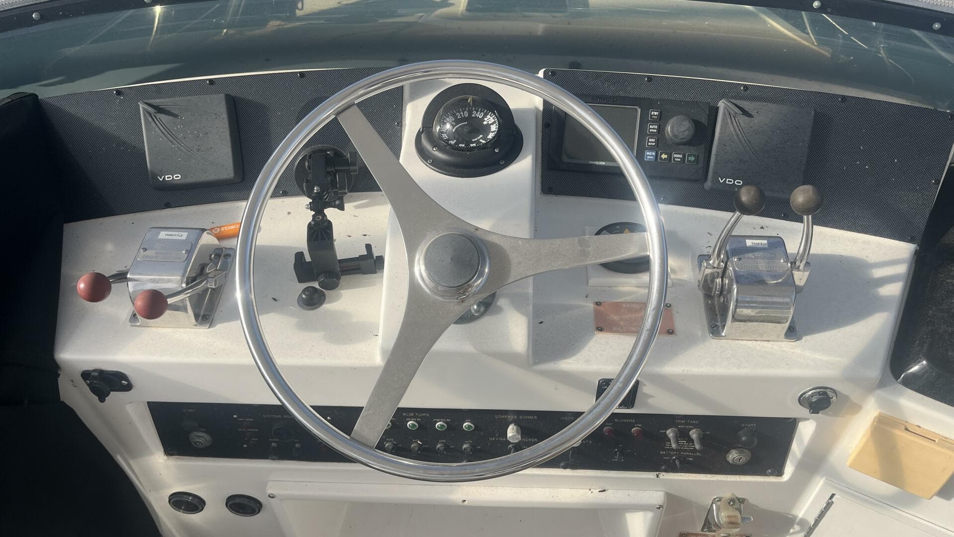 1994 Hatteras Double Cabin — photo 23