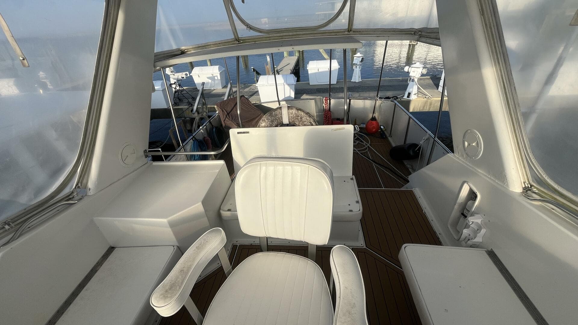 1994 Hatteras Double Cabin — photo 20